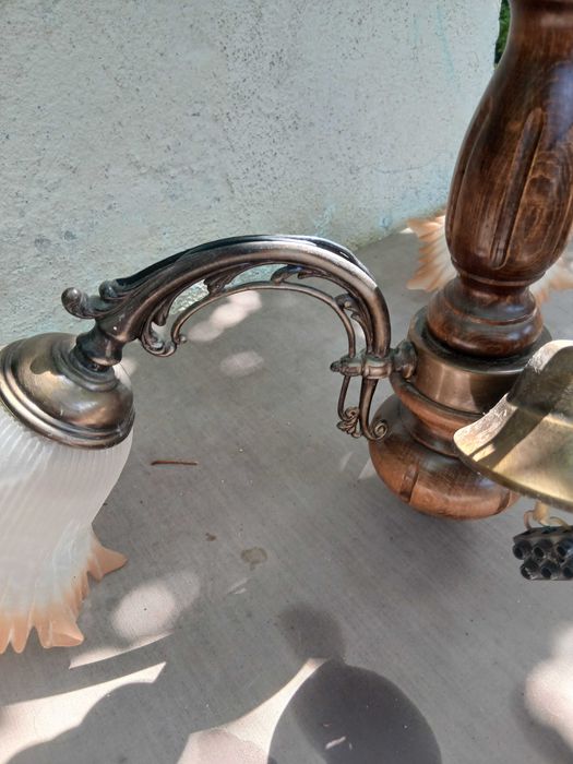 Полюлеи троика кована мед.