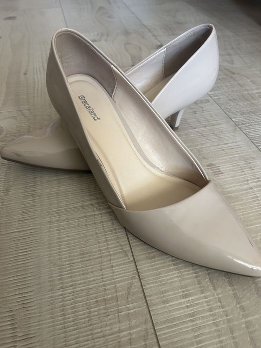 Дамски обувки с ток Graceland