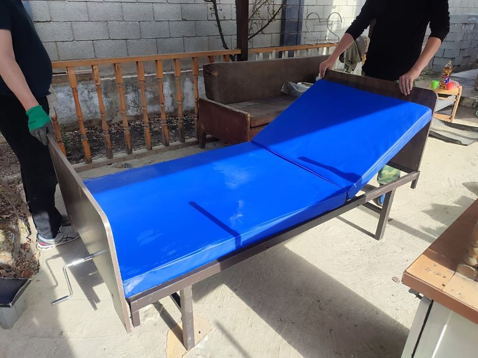 Продам мед. кровать