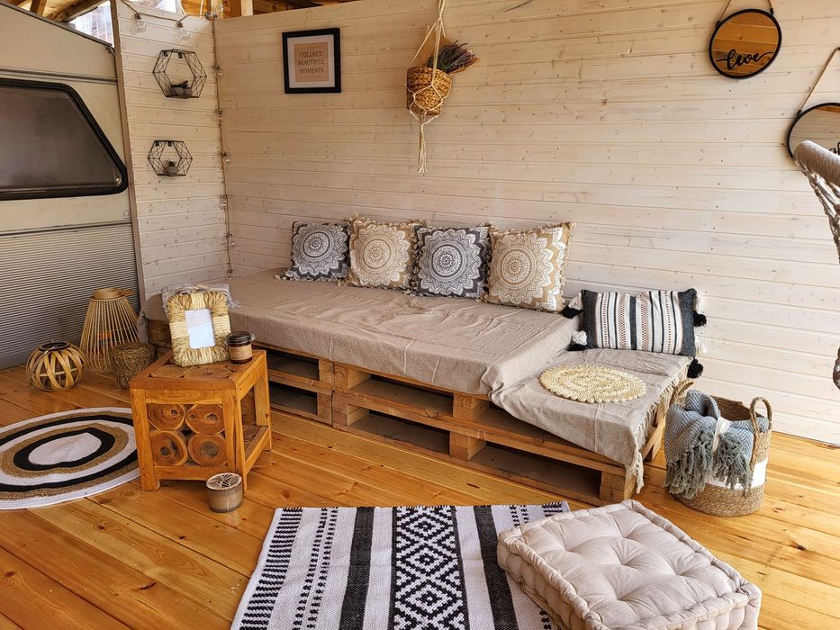 Каравана Sunrise, Къмпинг Смокиня