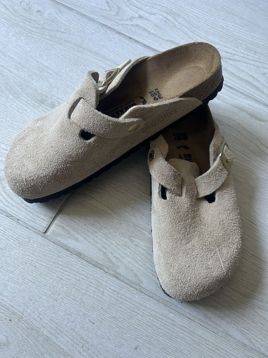 Papucii Birkenstock Boston .piele naturala. marimea 39 . Bej vă.pt alte detalii lasati mesaj.
