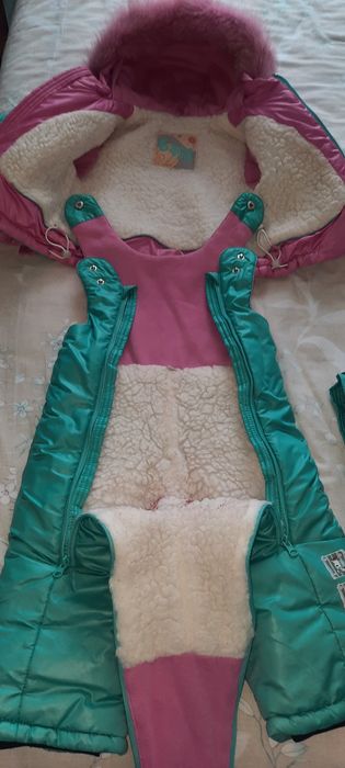 Продается  комбинезон на девочку (трансформер)