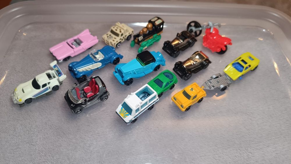 Kinder Suprise 1993+