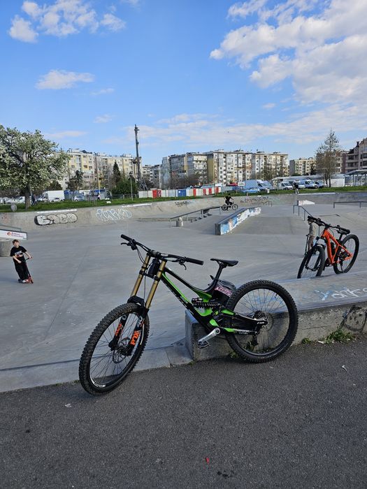 Specilazed demo 8 carbon 2019