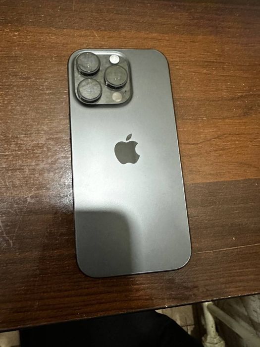 продам iPhone 16 pro