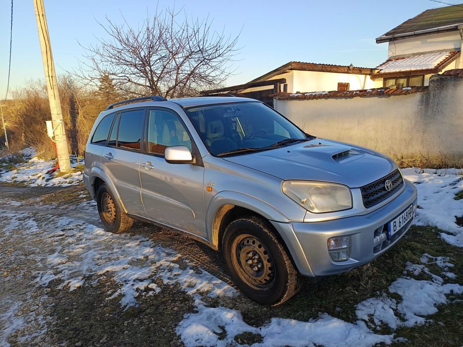 TOYOTA RAV 4  от собственик