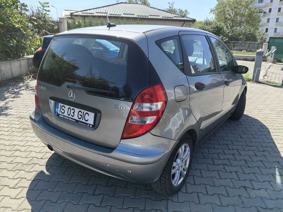Mercedes benz A180