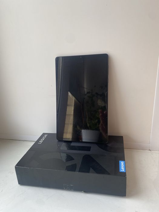 Продам планшет Леново Легион tab y700