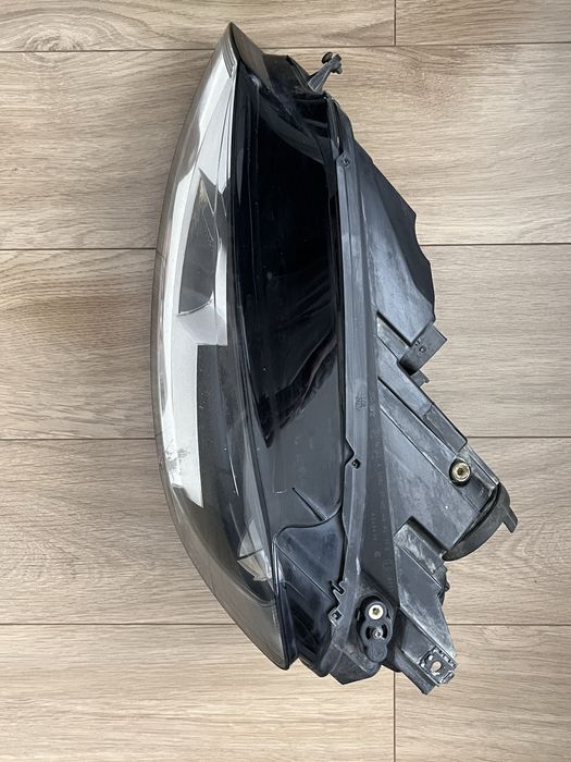 Far stanga dreapta halogen VW Golf 7 2014-2017