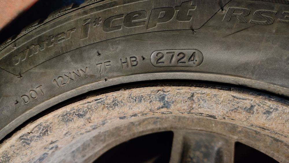 Vând anvelope de iarna Hankook și Kleber  195/55/R16