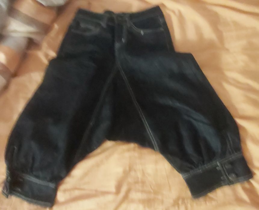 Pantaloni blugi negri 3sferturi/midi bufanti/salvari noi cu eticheta