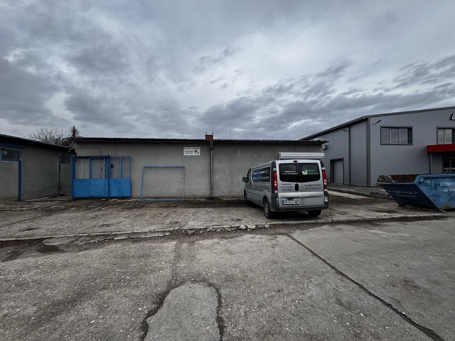 Дава се под наем Промишлена сграда в Пловдив, Индустриална зона - Тракия - 125 кв.м за 398.82 € - Снимка #1