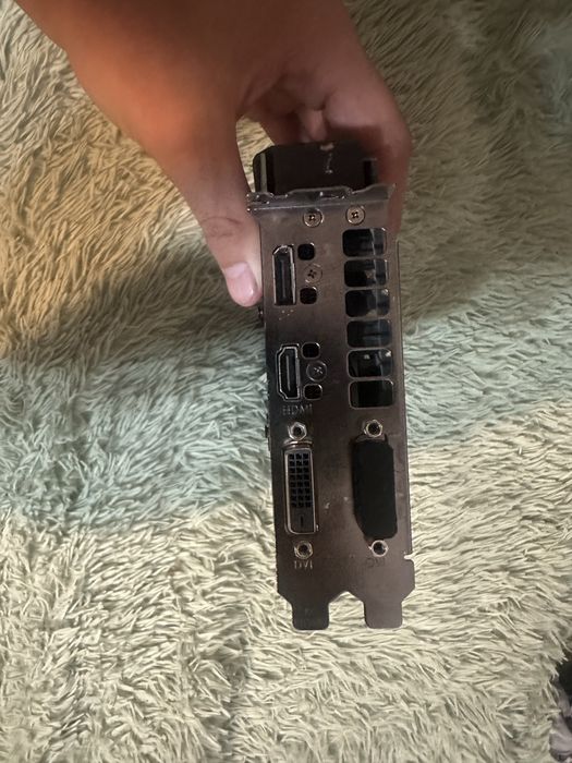 Продам видеокарту RX 570