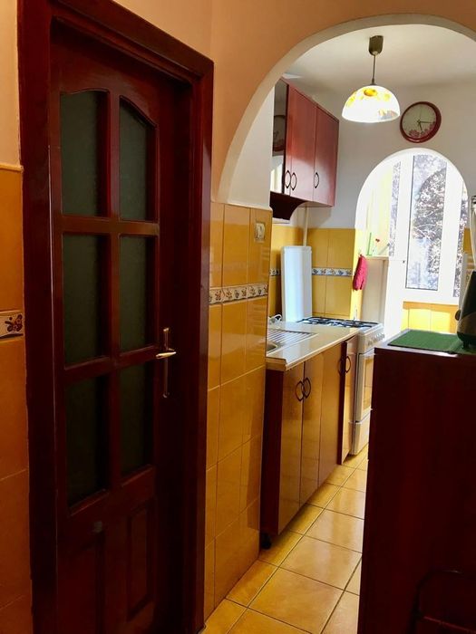 De închiriat garsoniera confort 1