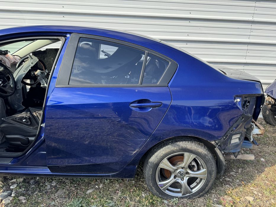 Usa spate stanga Mazda 3 BL sedan berlina gri sau albastru 2009-2013