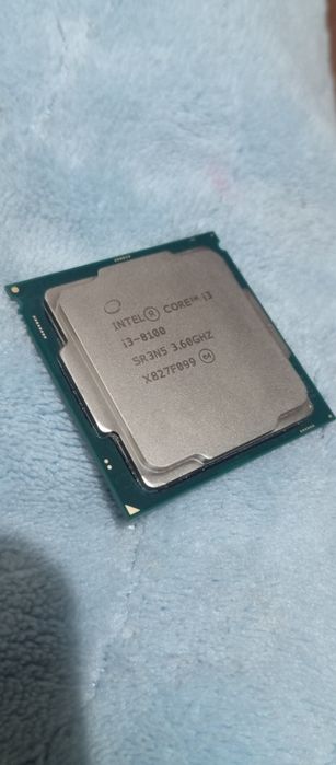 Процессор i3 8100