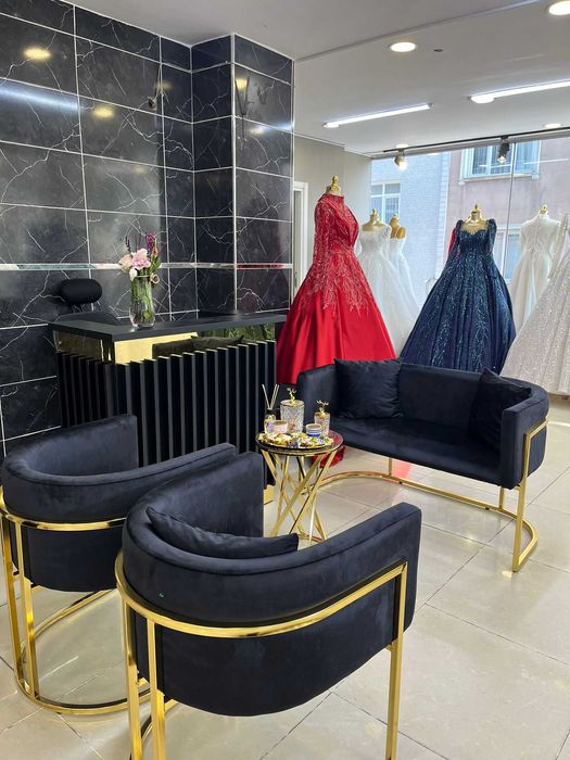 Комплект Диван и 2 стола. Безплатна доставка