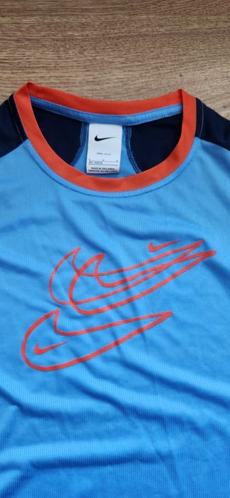 Nike Barcelona тениски-потник детска -М/L размер