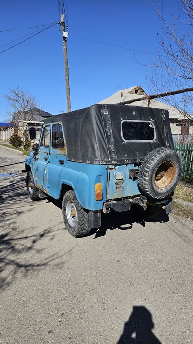 Продаётся машина УАЗ-315
