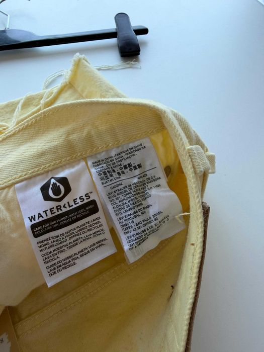 Pantaloni Scurti femei Levis XS/S