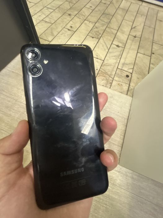 Samsung A04E 128gb vrvrvrvrvr
