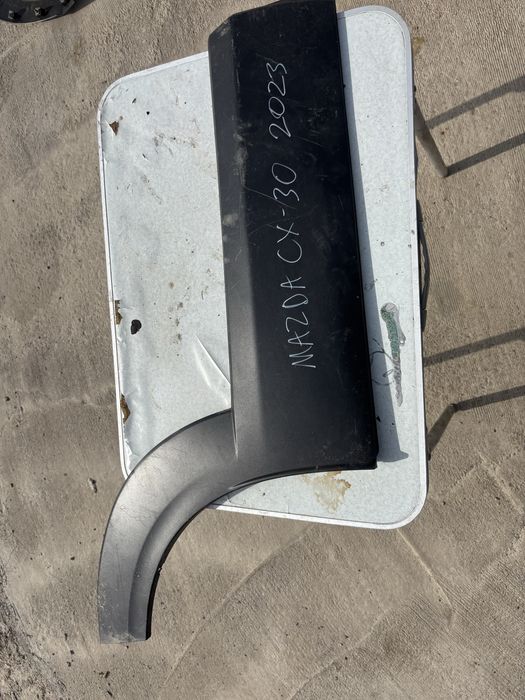 Задна дясна вежда за Mazda cx30 2023