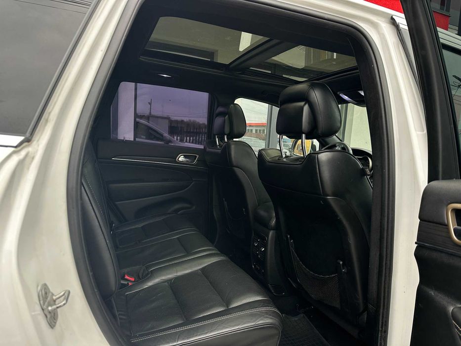 Jeep Grand Cherokee 3,0 crdi 2014 full accept variante !