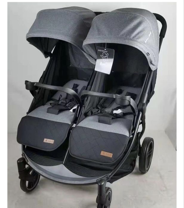 Коляска для двойняшек