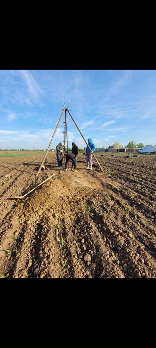Executam puturi apă, denisipari