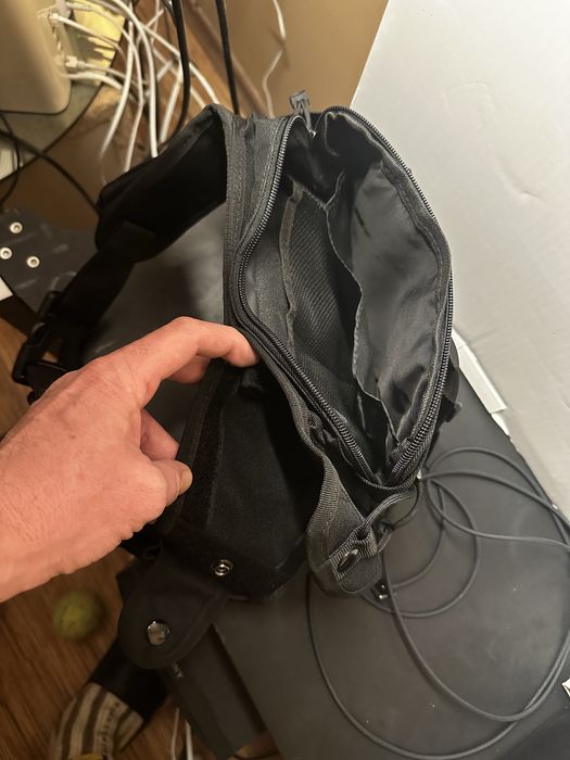 Тактическа /бойна/ чантичка за през рамо и кръста.Скрито оръжие.