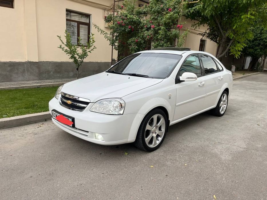 Lasetti 1.8 Avtomat