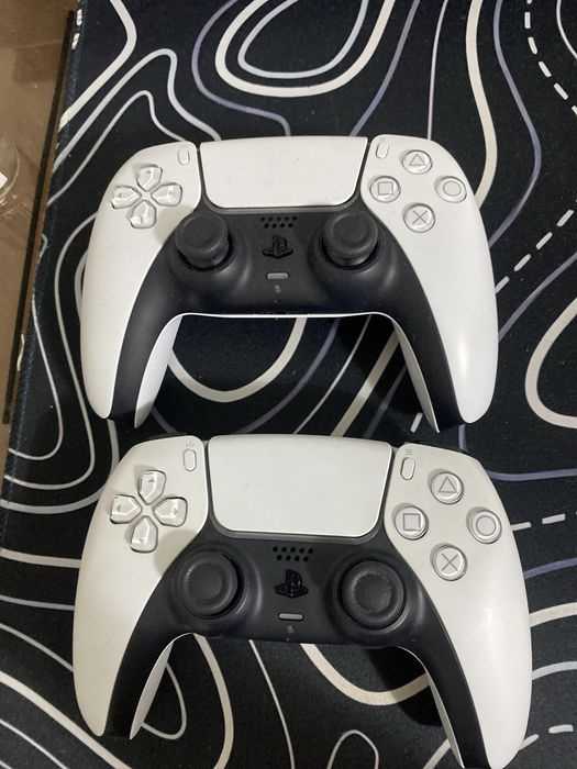 Ps5 с двумя джойстиками