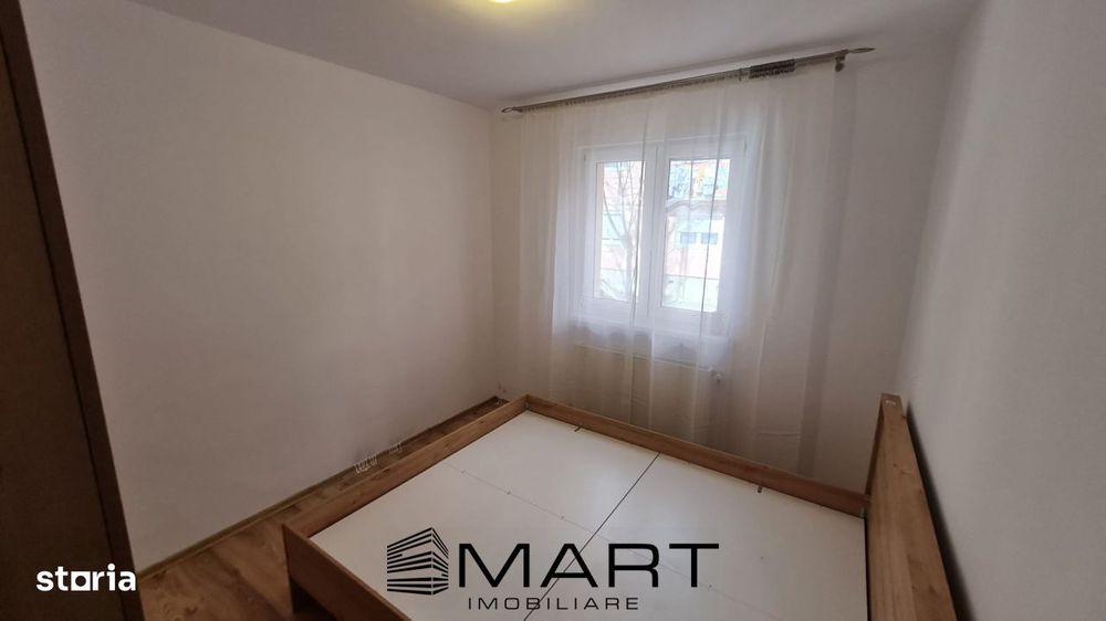 Apartament 3 camere zona Vasile Aaron