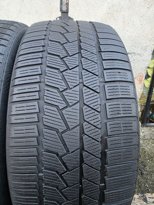 Vând două anvelope de iarna continental 265 40 21 dot 4522