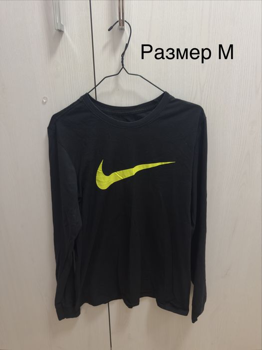 Nike Оригинални мъжки дрехи втора употреба