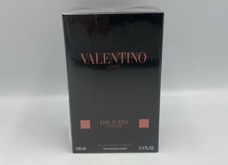 Valentino born in roma intense