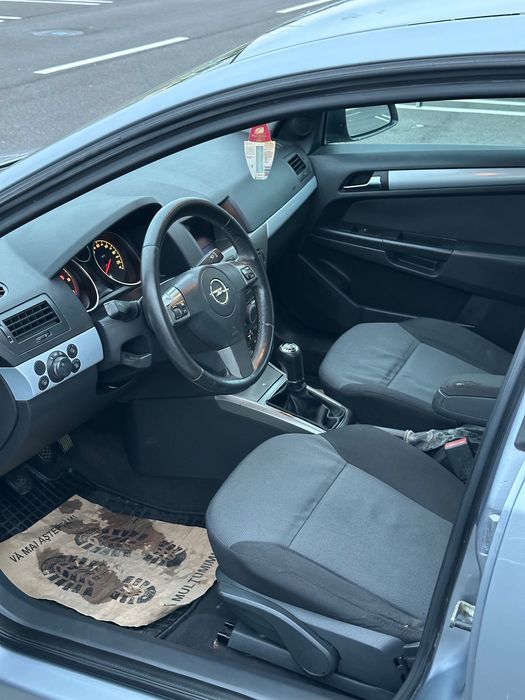 Opel Astra H - 1.7 CDTI - 2006 - 270k Km - Clima - Computer de bord - Comenzi pe volan