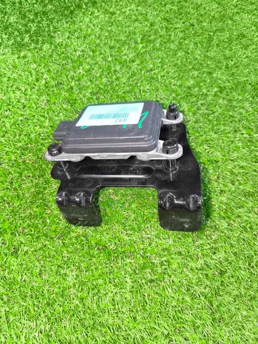 Радарный датчик Hyundai Sonata 8 перед. (б/у)