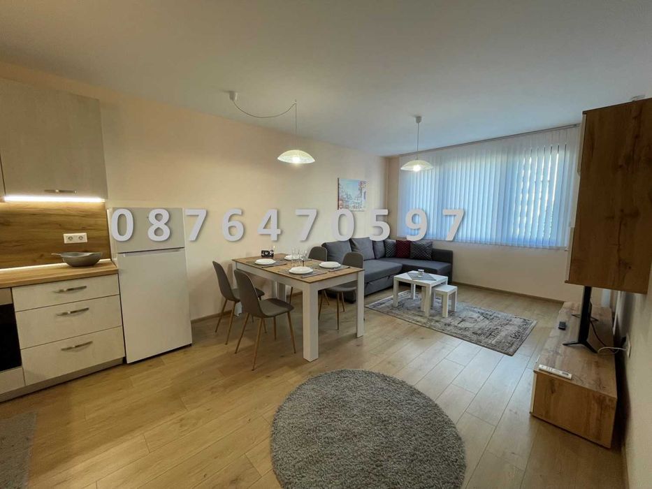 Дава се под наем Двустаен апартамент в Варна, Младост 1 - 65 кв.м за 510 € - Снимка #1