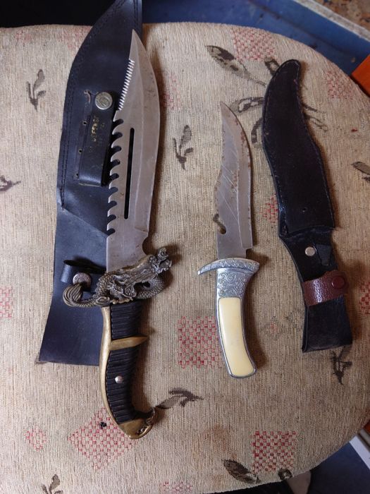 Нож ловен с калъф