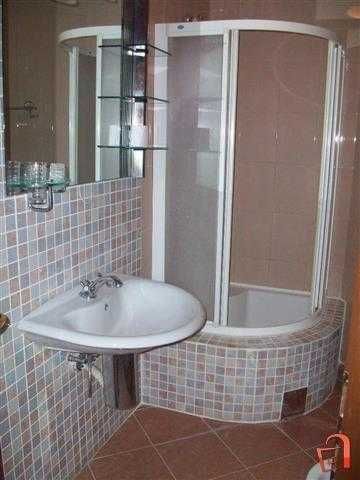 Дава се под наем Двустаен апартамент в Бургас, Изгрев - 55 кв.м за 204 € - Снимка #3