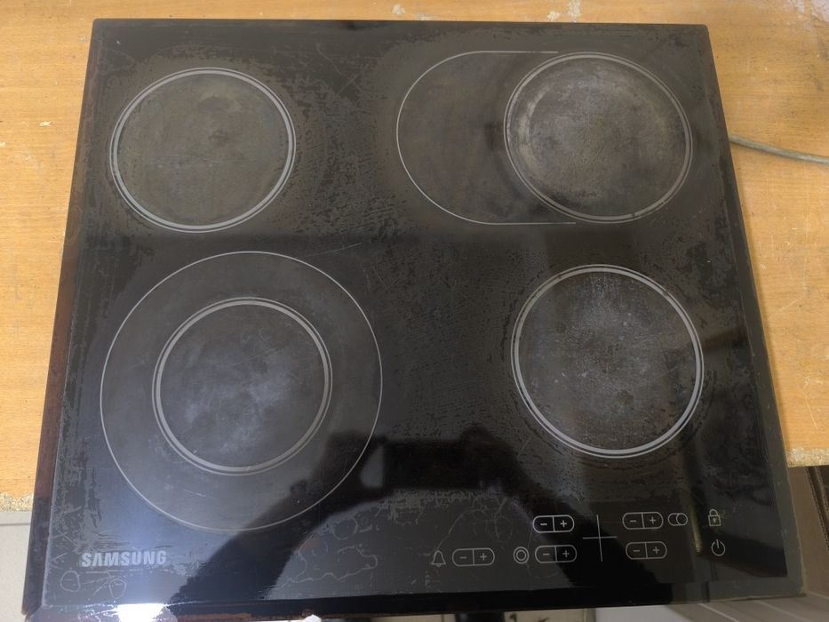 Продам плиту электрическую