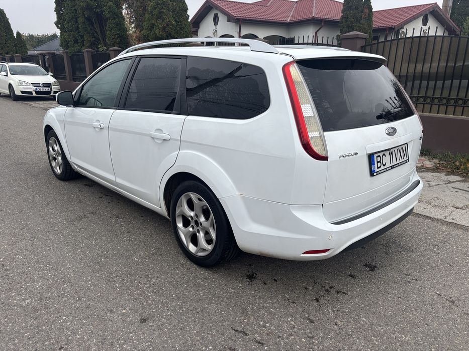 FORD Focus 2011 — imagine 3
