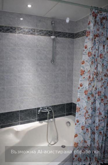 Дава се под наем Двустаен апартамент в Варна, Спортна зала - 70 кв.м за 428.91 € - Снимка #4