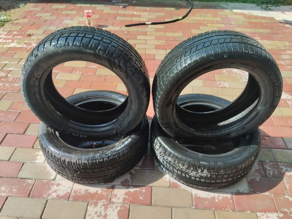 Автошина от Лексуса 245*55*R19