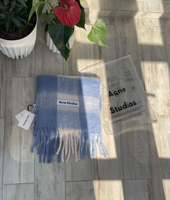 Esarfa acne studios autentica