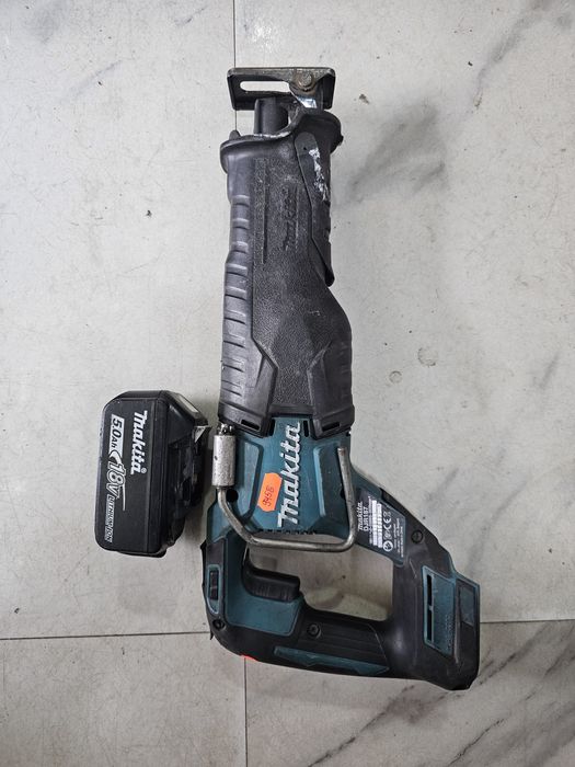 Акумулаторна ножовка MAKITA DJR187Z