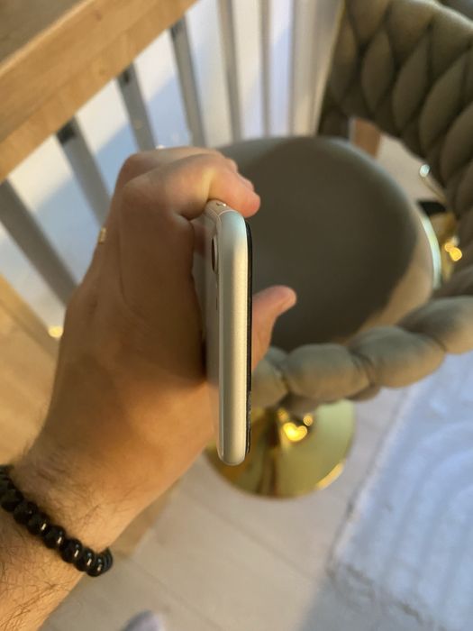 Iphone se 2020 white