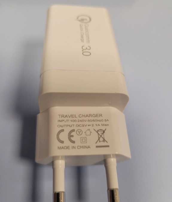 Зарядно устройство 18W - Qualcomm 3.0 функция за бързо зареждане