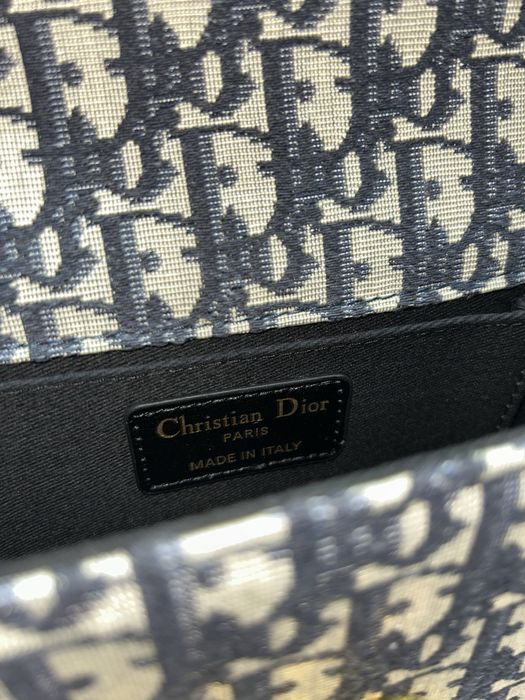 Geanta Dior Montaigne